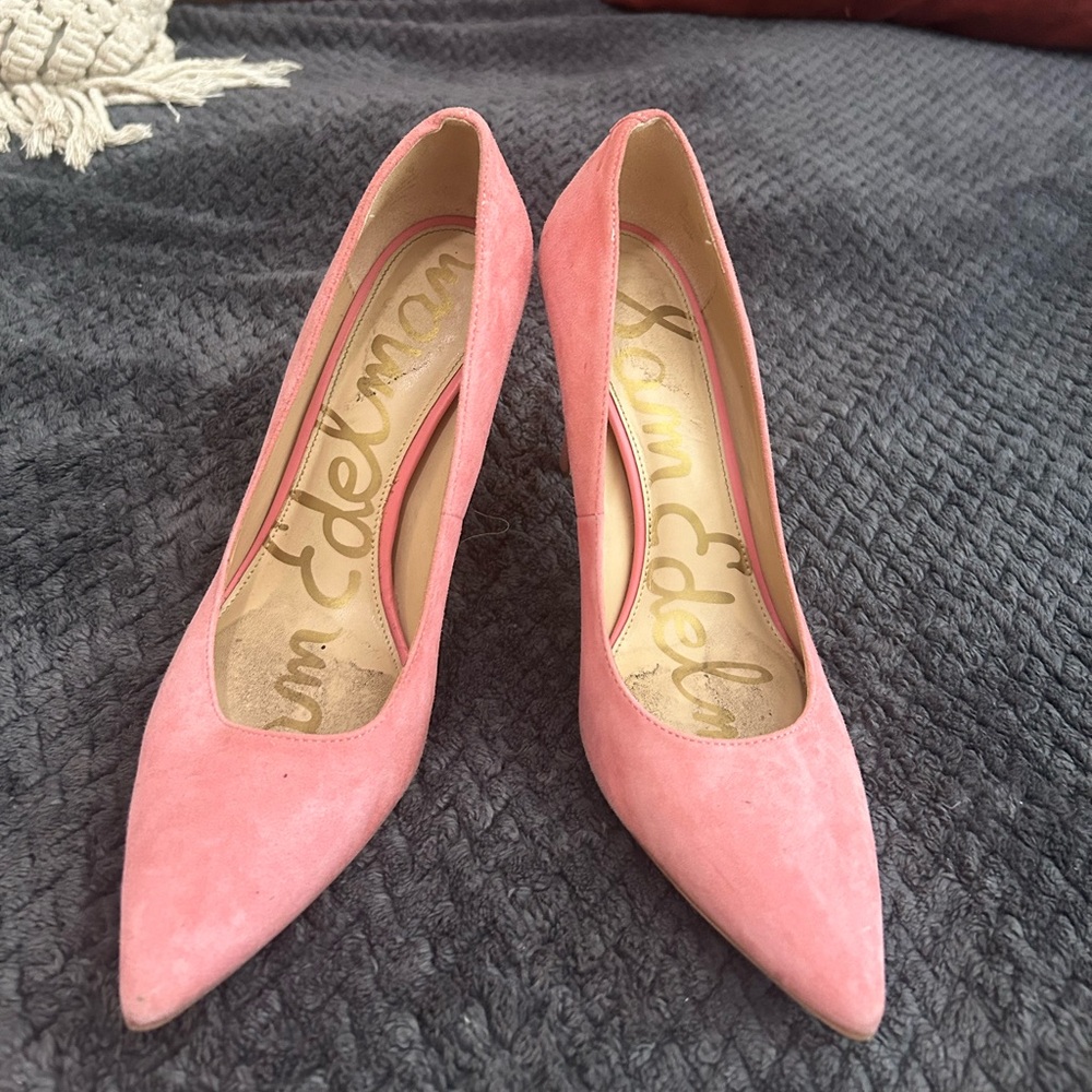 COPY - Pink suede pointy toe Sam Edelman heel